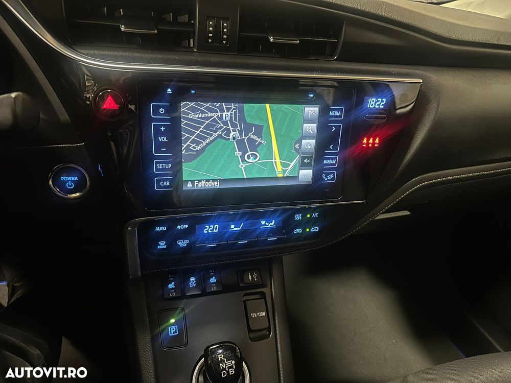 Toyota Auris 1.8 VVT-i Hybrid Automatik Touring Sports Edition - 9