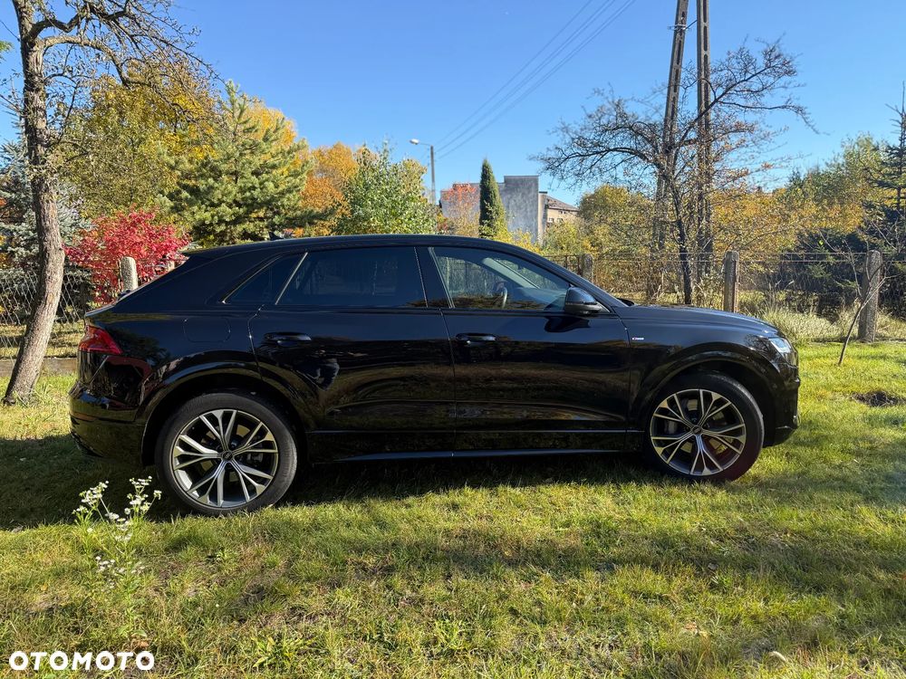 Audi Q8 2022 photo 5