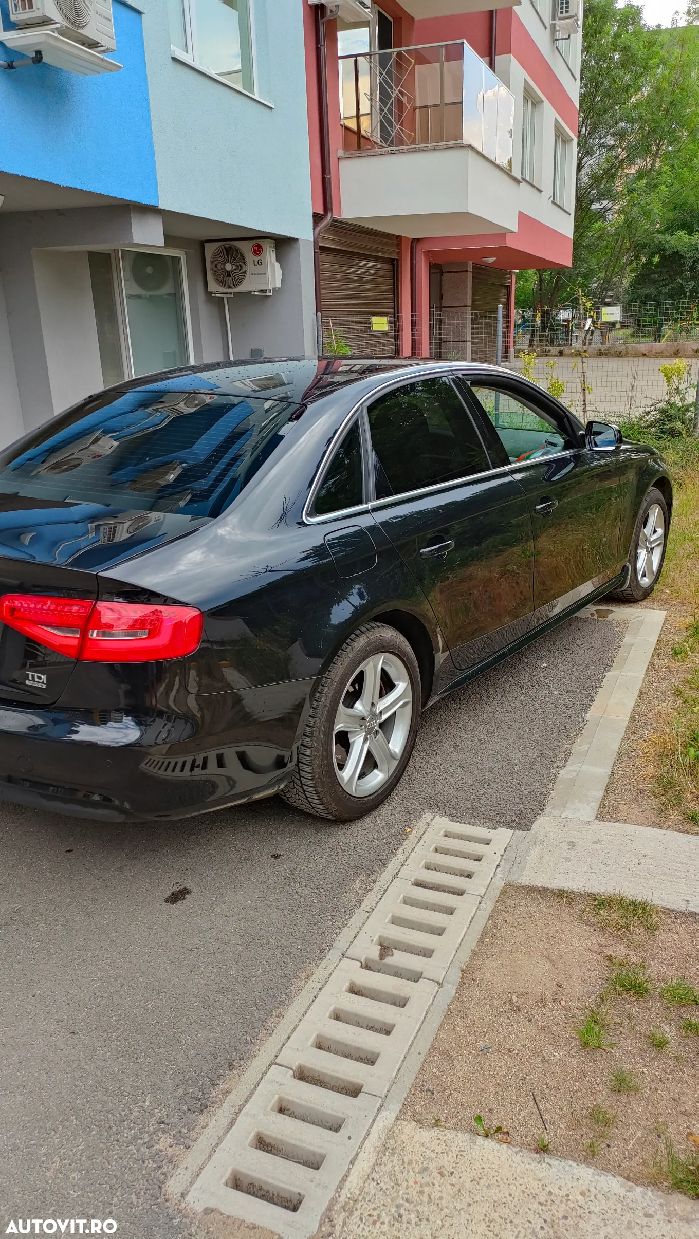 Audi A4 2.0 TDI quattro Stronic - 14