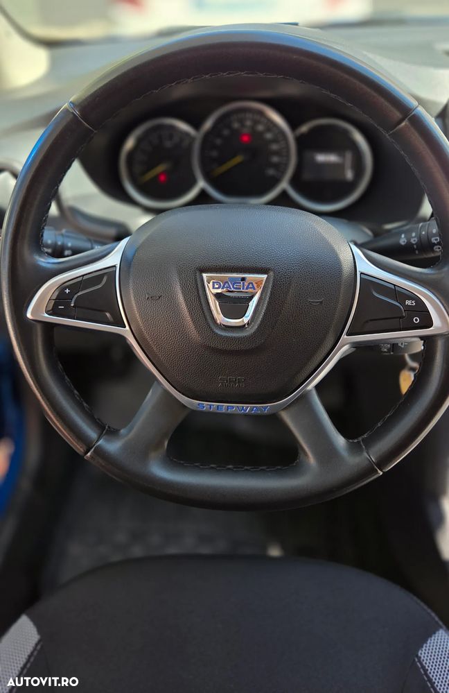Dacia Sandero - 11