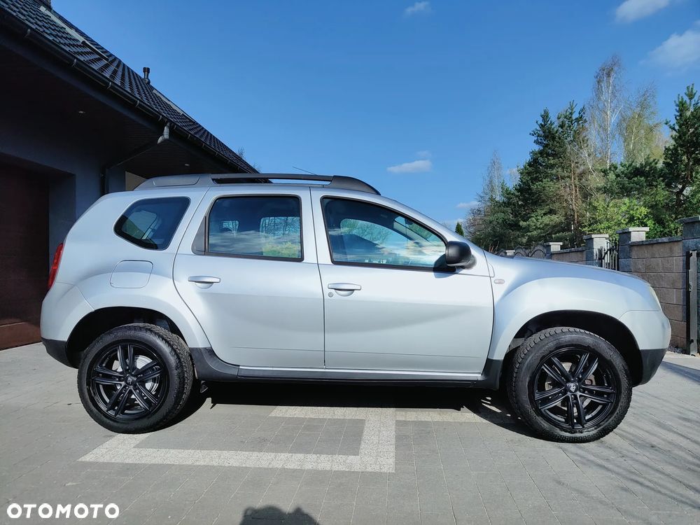 Dacia Duster 1.6 16V 4x2 Laureate - 3