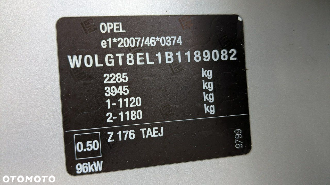 Opel Insignia - 23