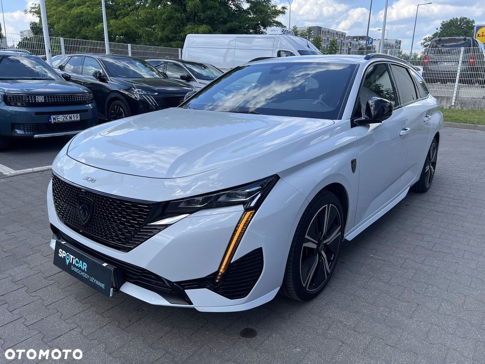 Peugeot 308 - 1