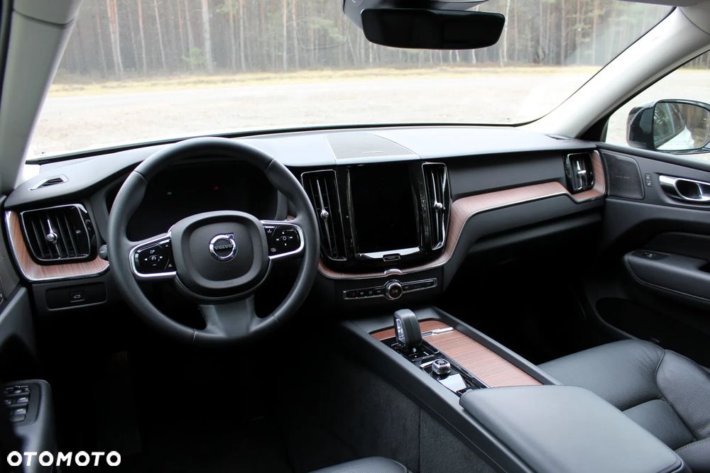 Volvo XC 60 B5 B AWD Geartronic RDesign - 16
