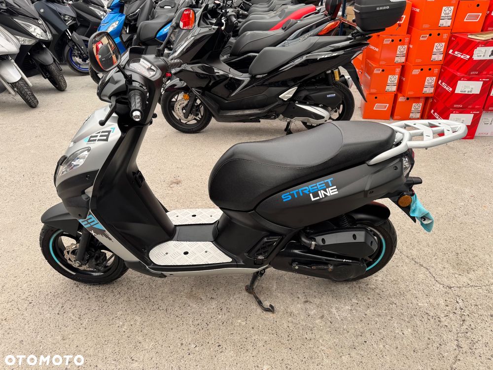 Peugeot Street Zone - 4