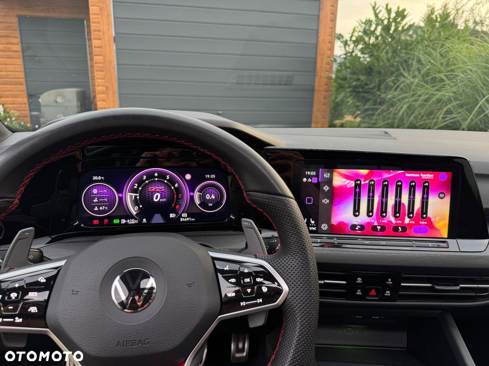 Volkswagen Golf - 16