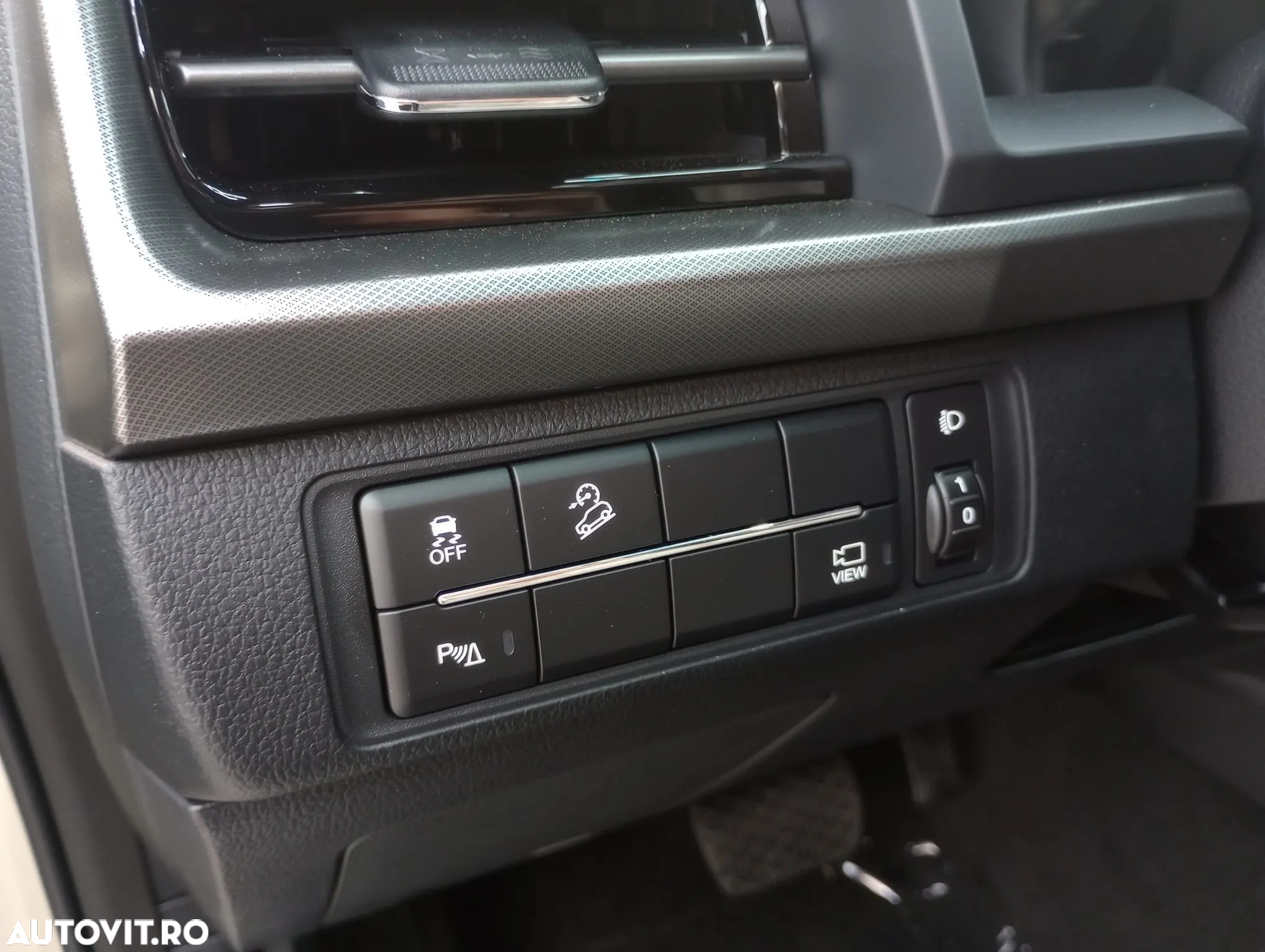 SsangYong MUSSO PREMIUM  2.2 e-XDI 4WD - 12