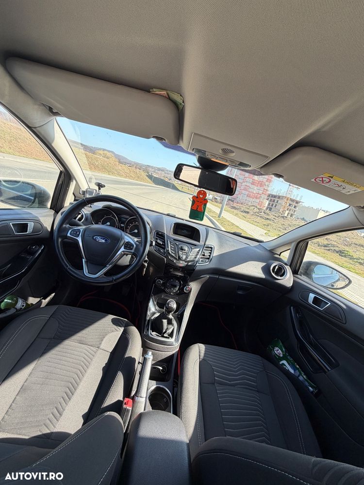 Ford Fiesta - 7