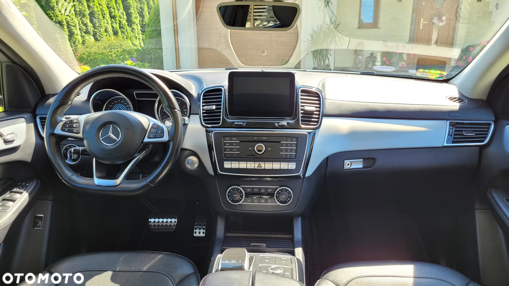 Mercedes-Benz GLE AMG Coupe 43 4-Matic - 12