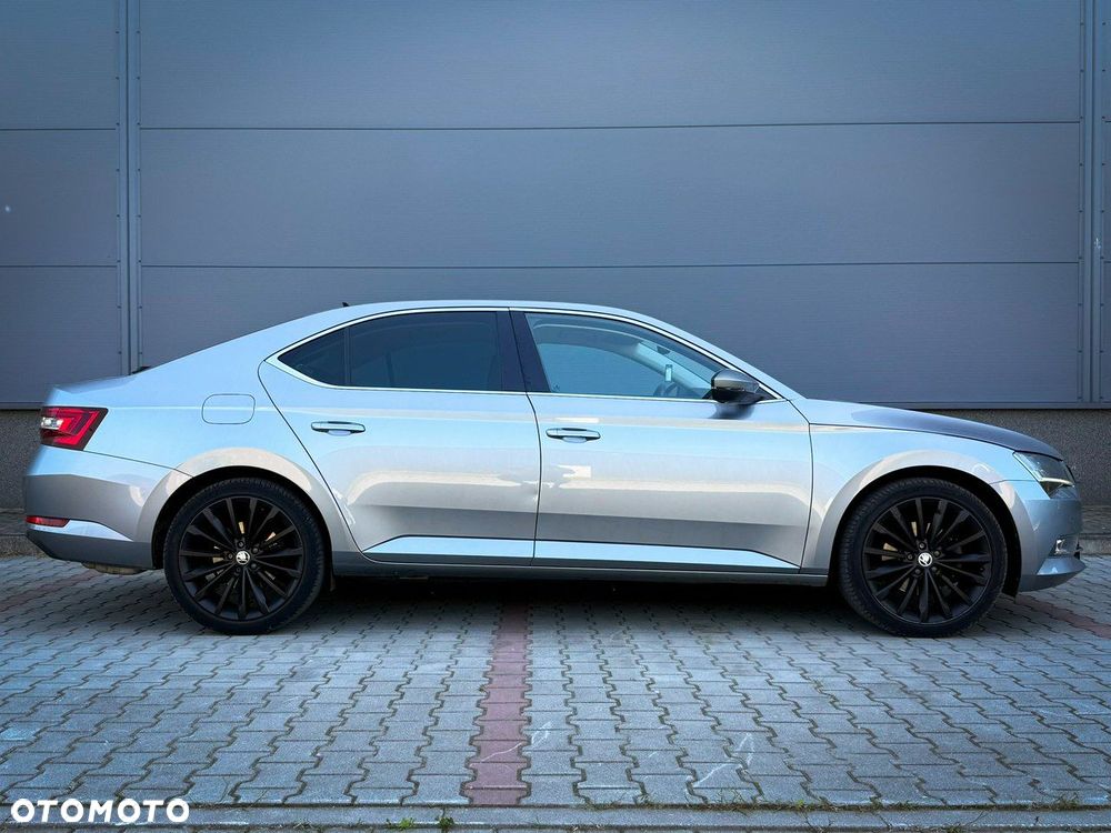 Skoda Superb 2.0 TSI Style DSG - 6