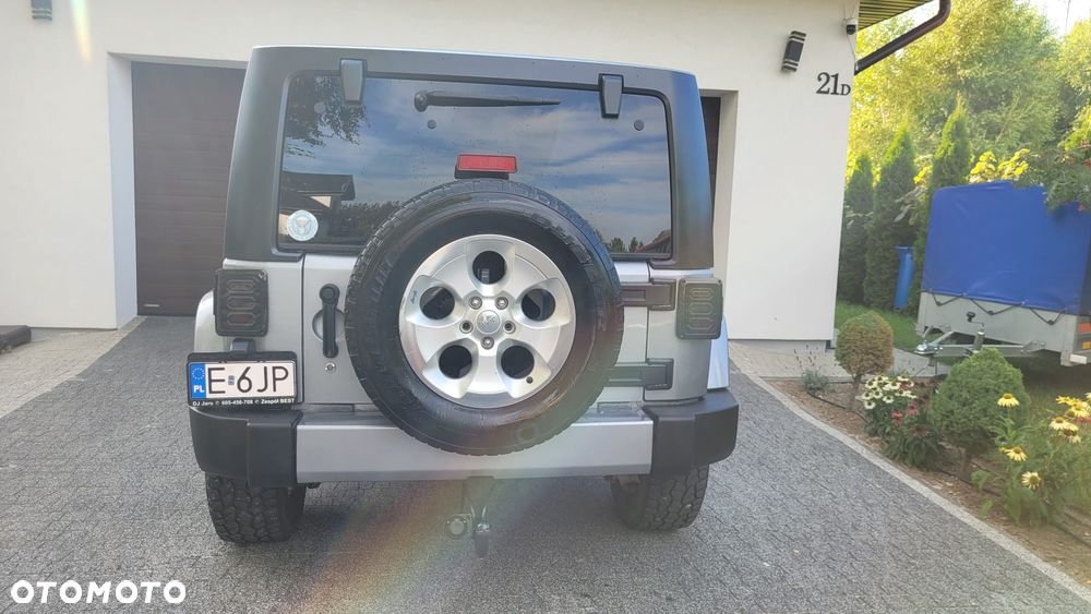 Jeep Wrangler 3.6 Unlim Sahara - 3