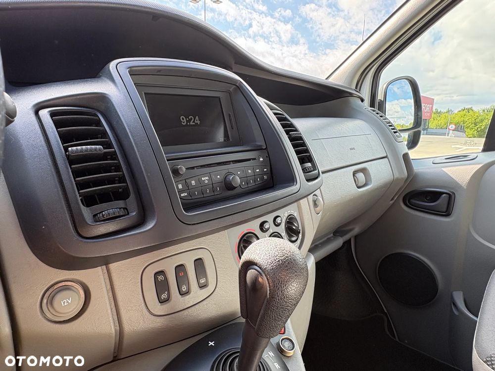 Opel Vivaro - 14