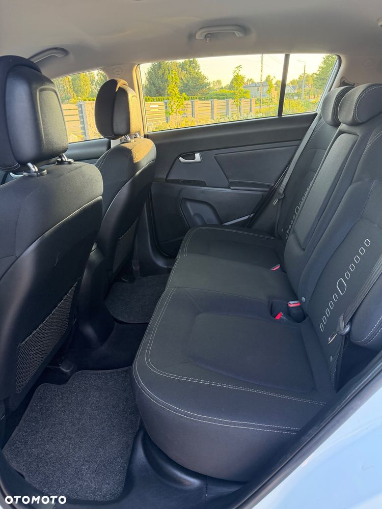 Kia Sportage 1.6 GDI Business Line L 2WD - 21