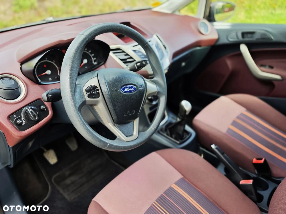 Ford Fiesta 1.25 Ambiente - 17