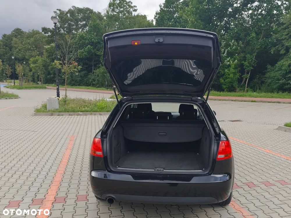 Audi A4 Avant 1.6 - 24
