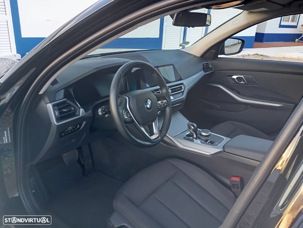 BMW 330 - 8
