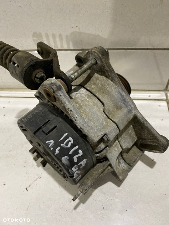 Alternator Seat Ibiza II 1.4 - 3