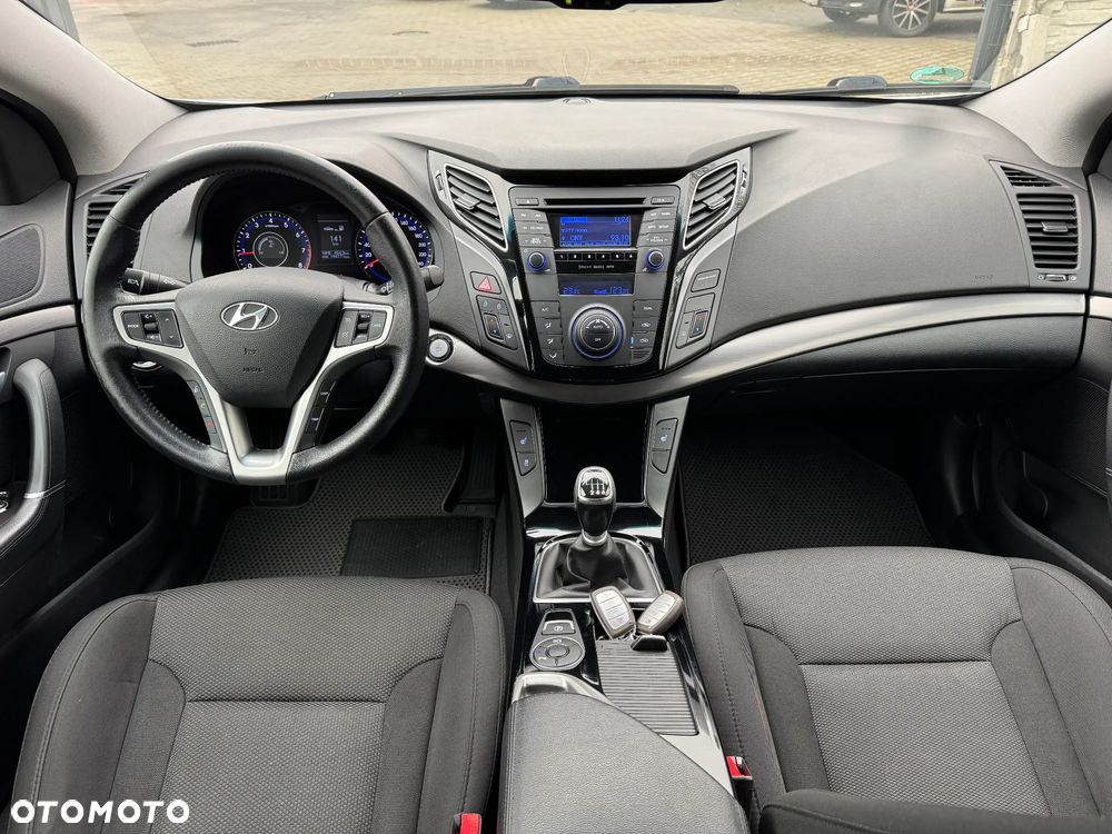 Hyundai i40 i40cw 1.6 Fifa World Cup Edition - 19