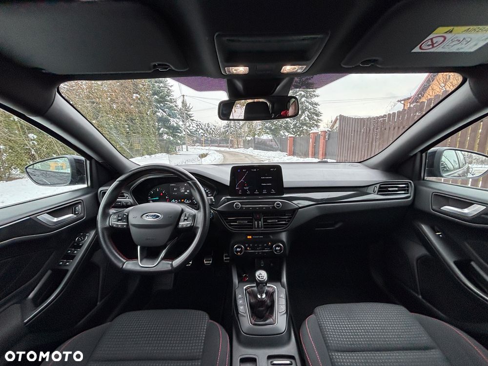 Ford Focus 1.5 EcoBlue Start-Stopp-System ST-LINE - 13