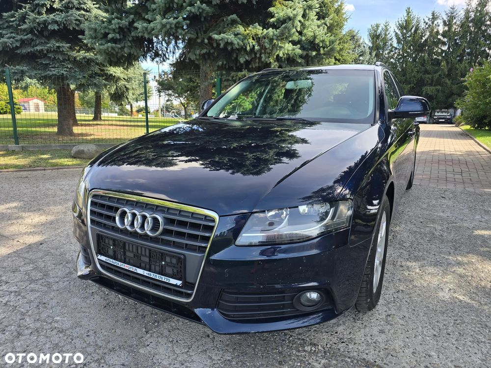 Audi A4 Avant - 1