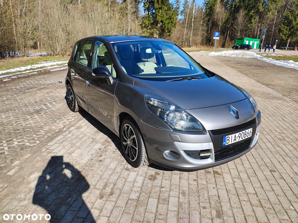 Renault Scenic 2.0 16V Privilege X-Tronic CVT - 3