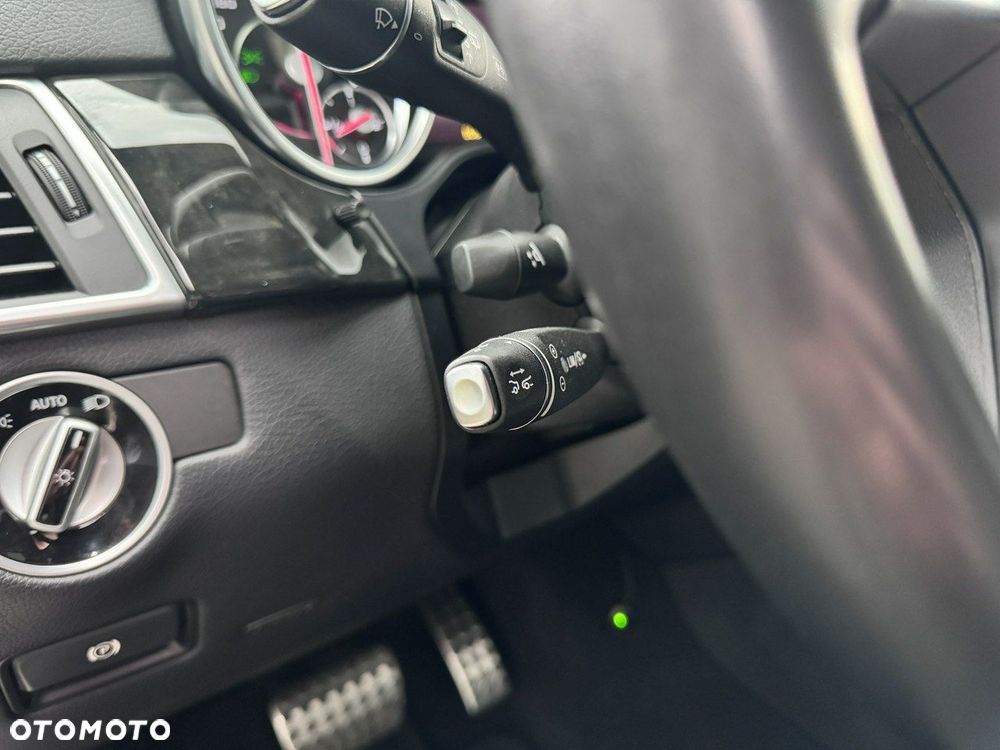 Mercedes-Benz GL - 32