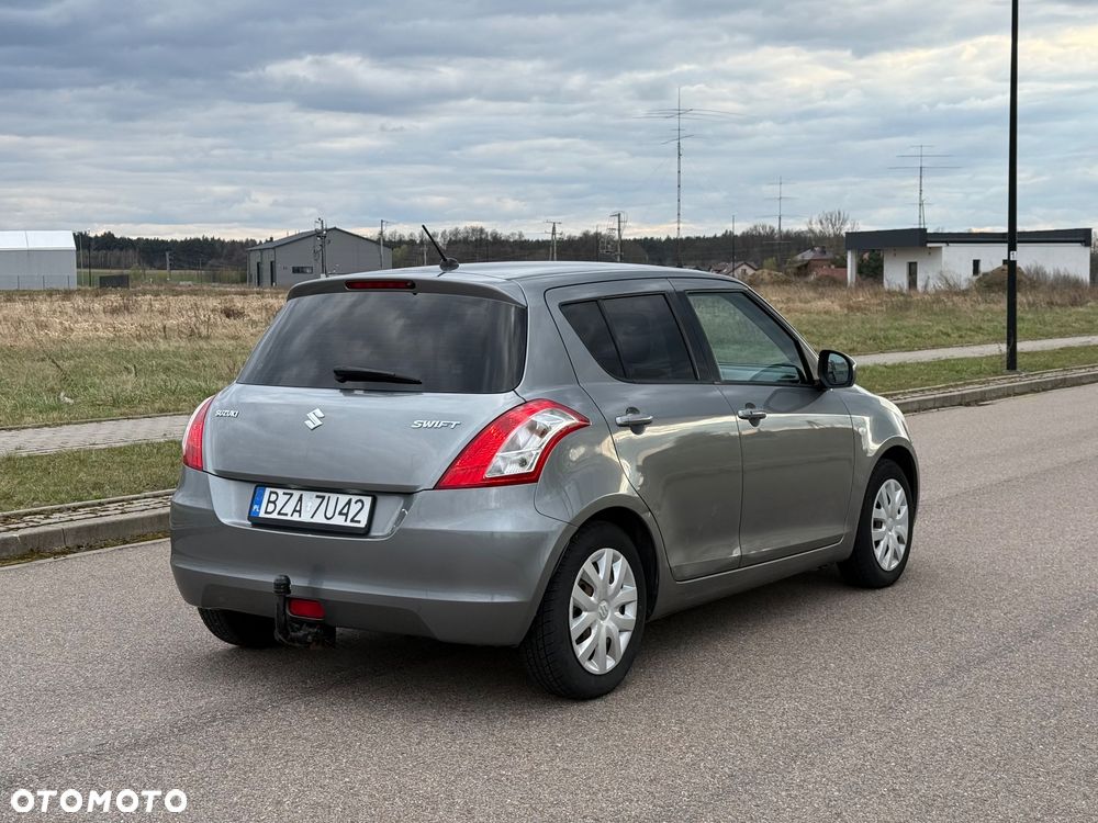 Suzuki Swift 1.2 Premium - 4