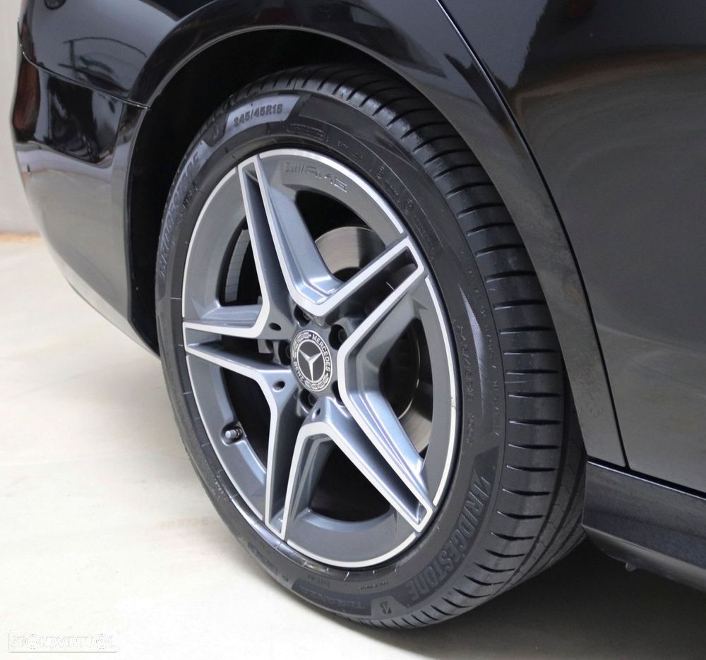 Mercedes-Benz E 220 d AMG Line - 46