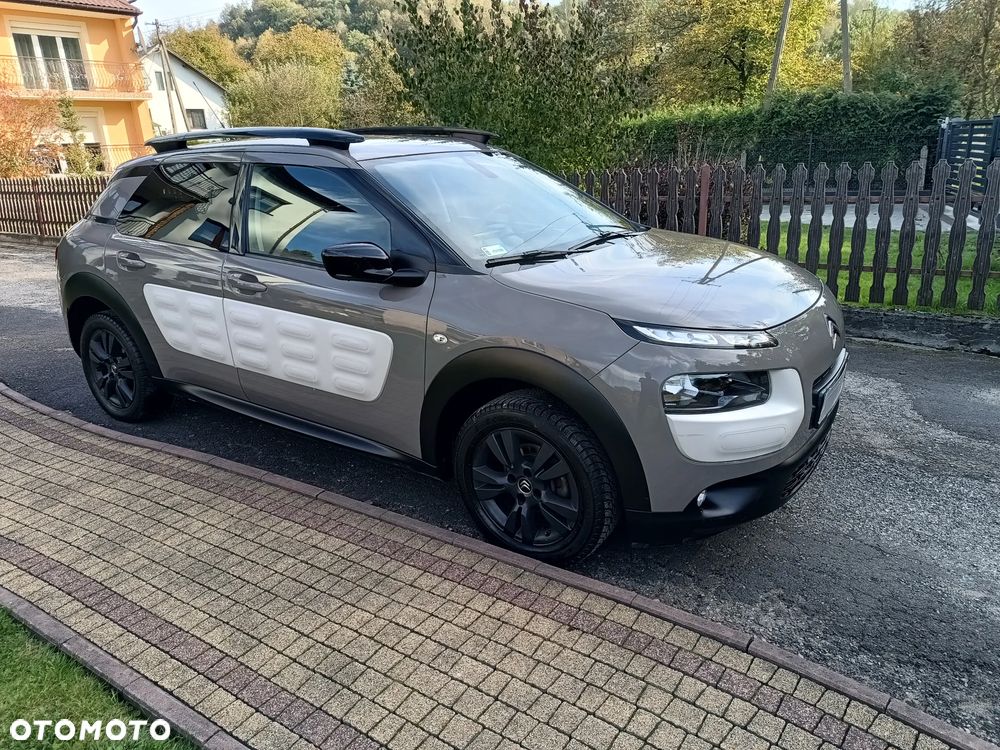 Citroën C4 Cactus 1.2 PureTech Live EU6 - 1