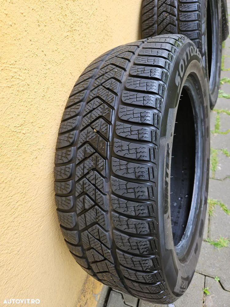 BMW Seria 5 520d xDrive AT - 18