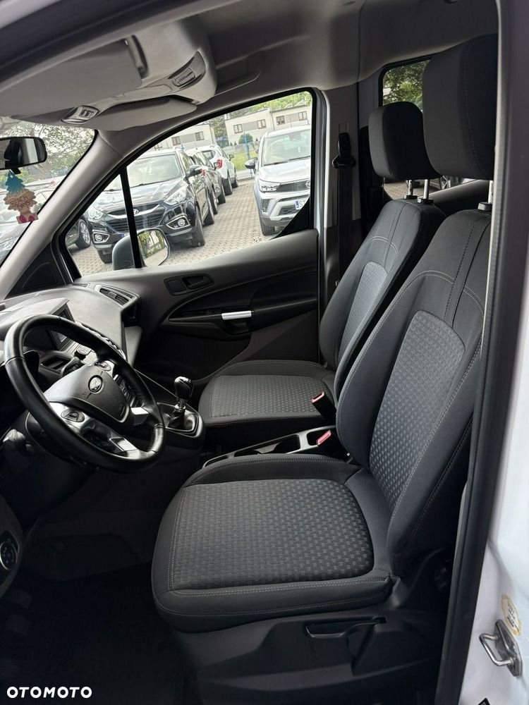 Ford Transit Connect - 12