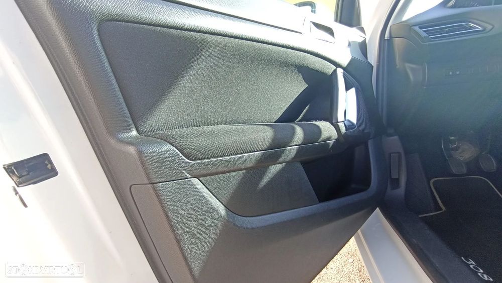 Peugeot 308 1.6 BlueHDi GT Line - 15