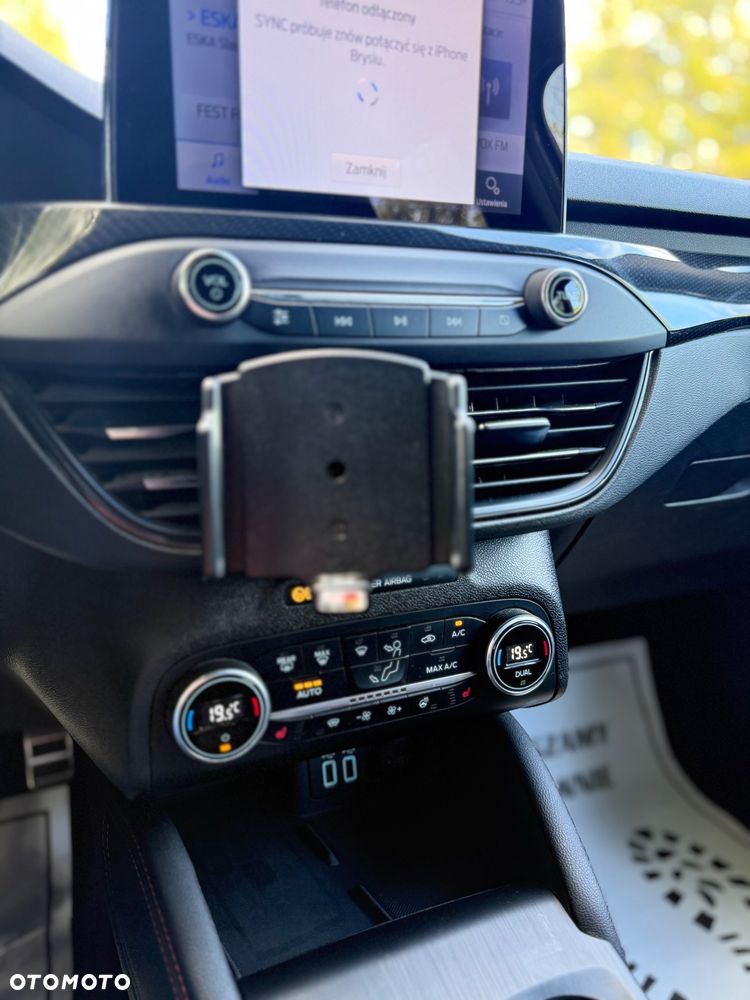 Ford Focus 1.5 EcoBoost ST-Line X - 13