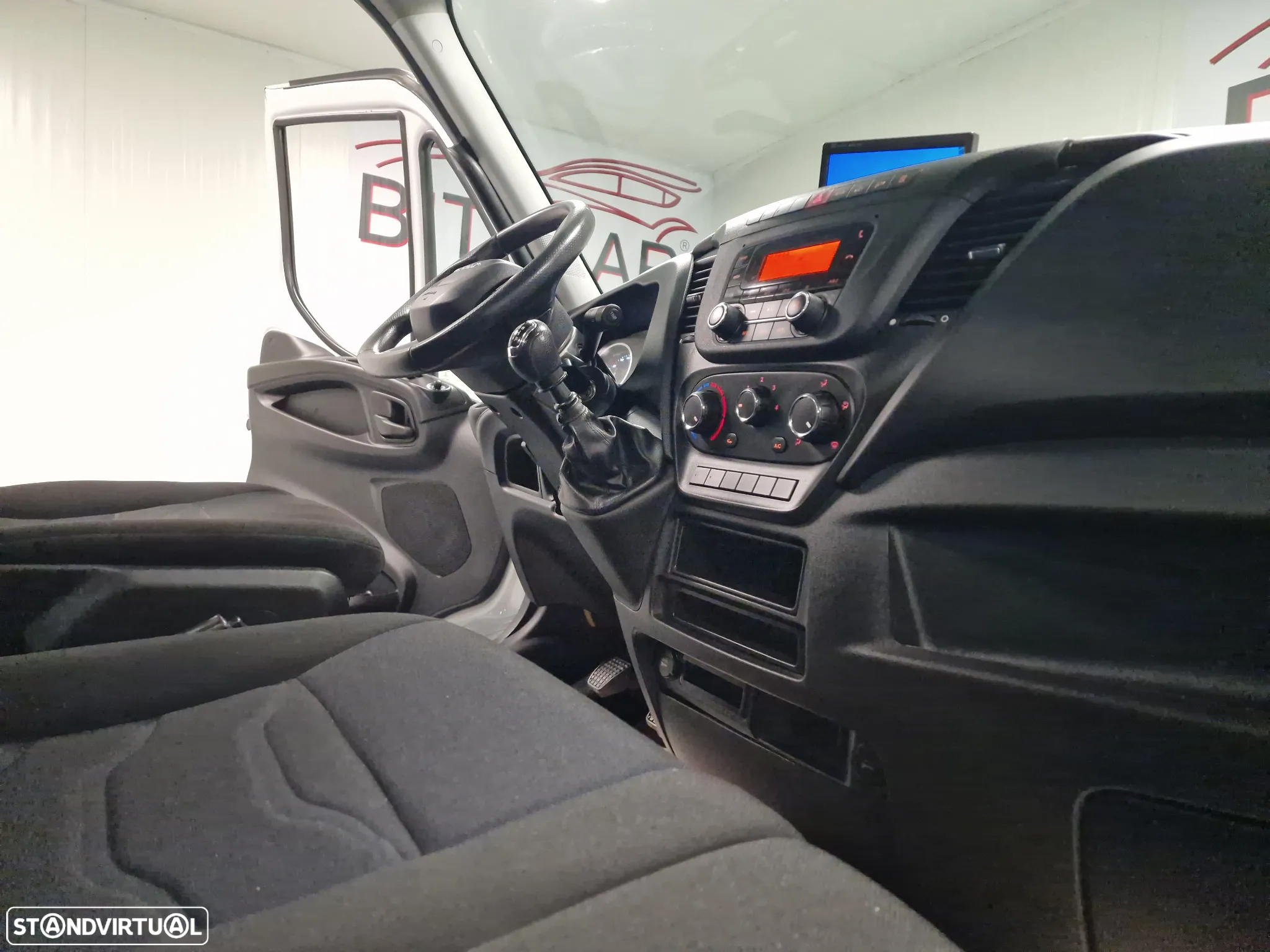 Iveco Daily 3.0 50C18H Z 3750 - 33