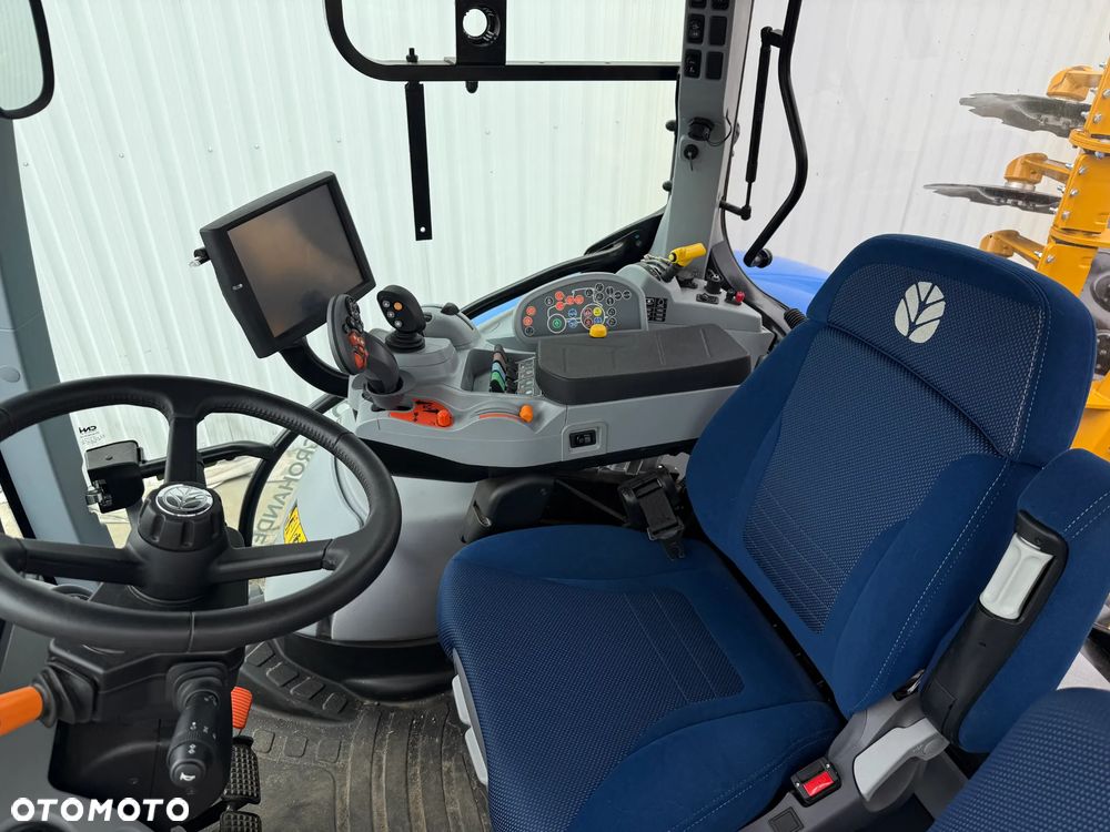 New Holland T6.180 Dynamic Command - 5