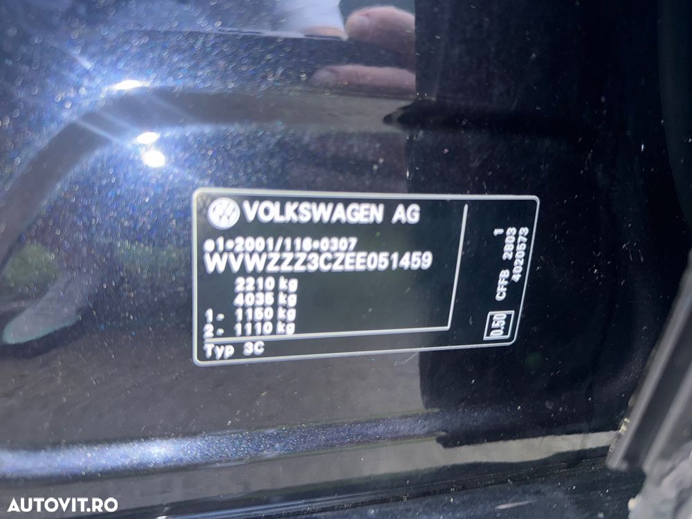 Volkswagen Passat 2.0 TDI DSG BlueMotion Technology Trendline - 19