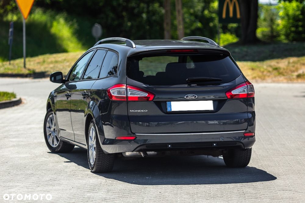 Ford Mondeo 1.6 TDCi Ghia - 14
