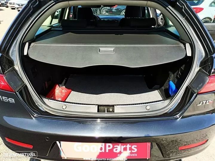 Alfa Romeo 159 Sportwagon 1.9 JTDm 16V Sportiva - 22