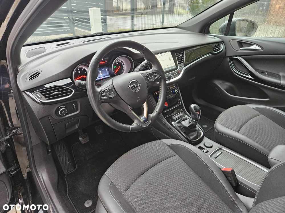 Opel Astra 1.4 Turbo Start/Stop Innovation - 9