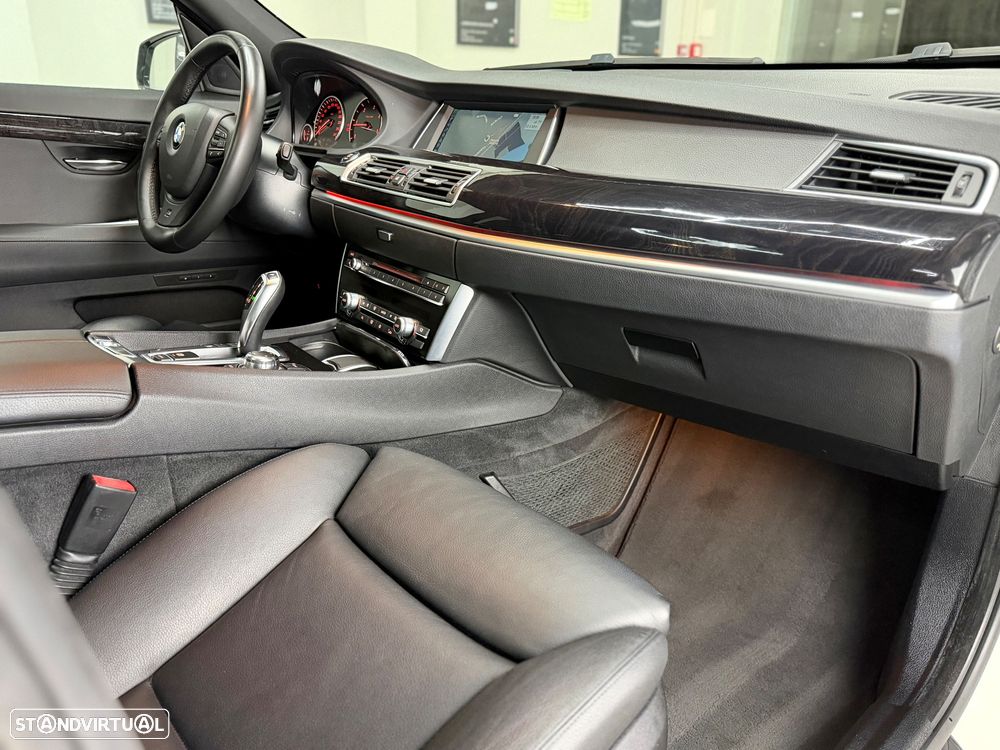 BMW 535 Gran Turismo d - 25