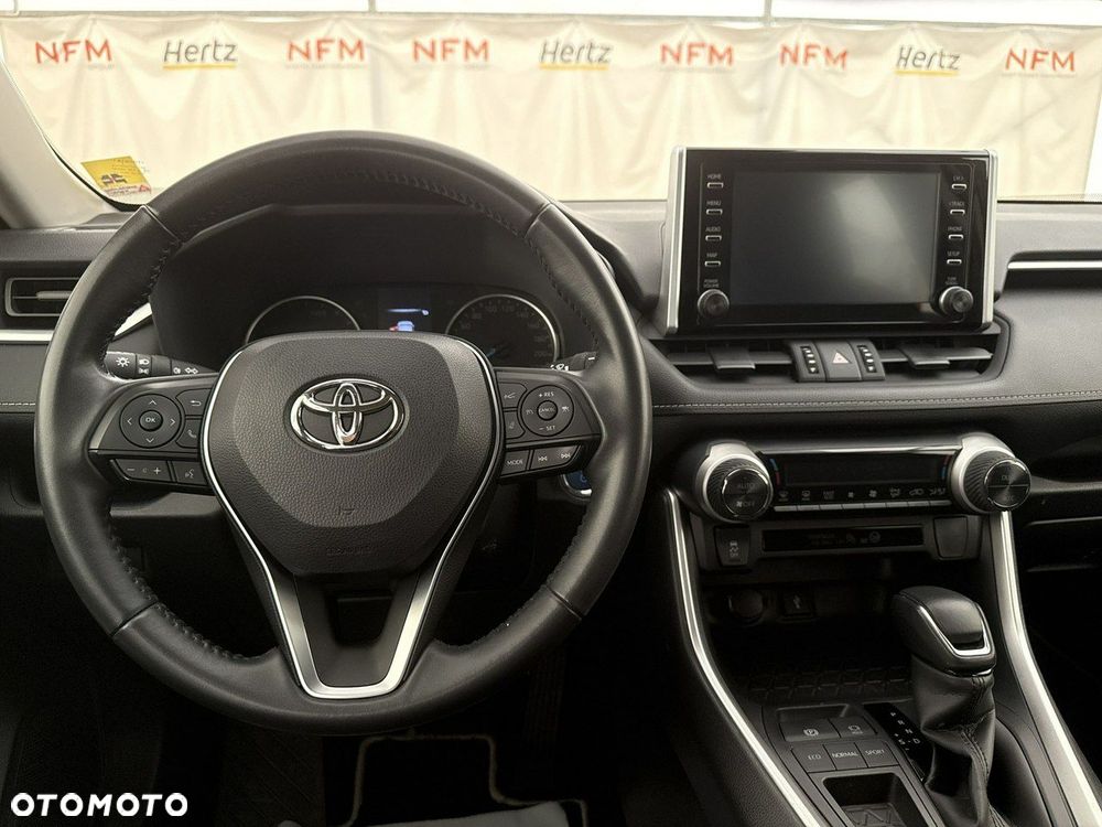 Toyota RAV4 - 15