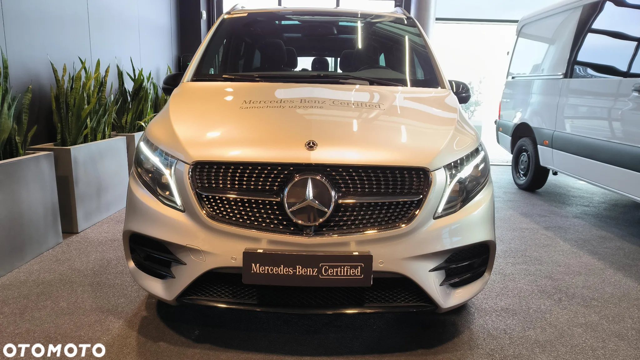 Mercedes-Benz Klasa V 300 d Avantgarde 9G-Tronic (d³ugi) - 3