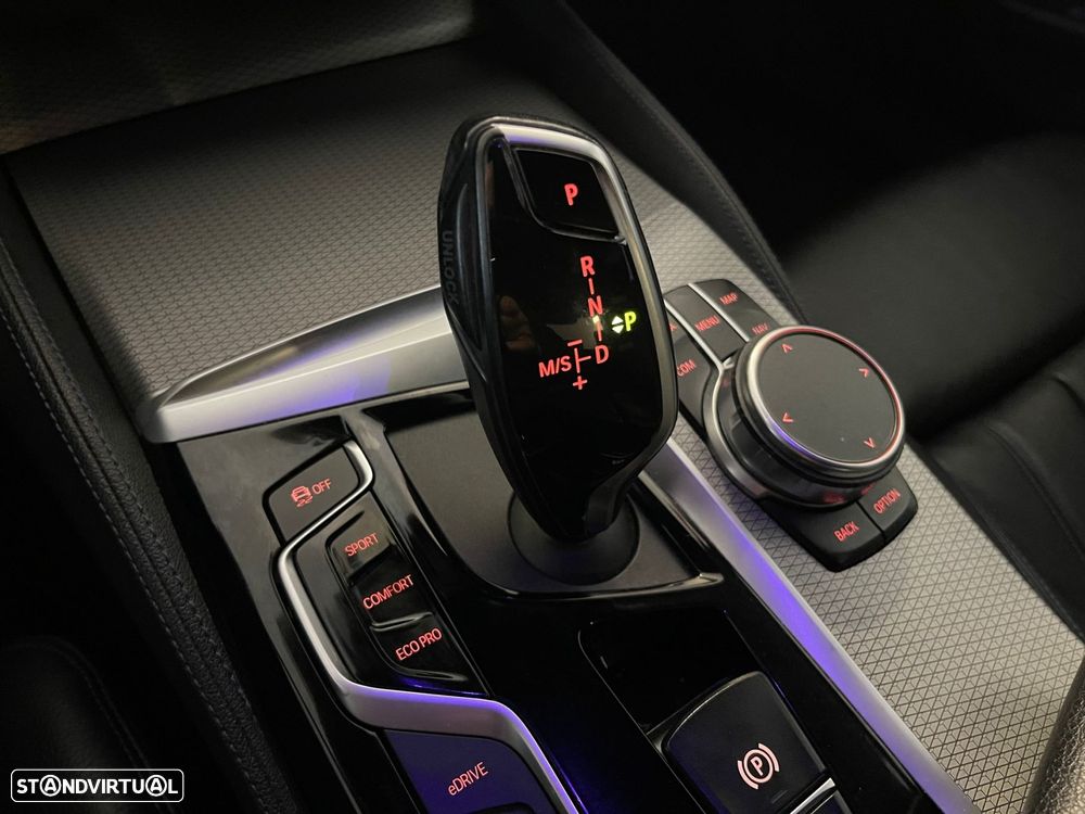 BMW 530 e iPerformance Pack M - 35