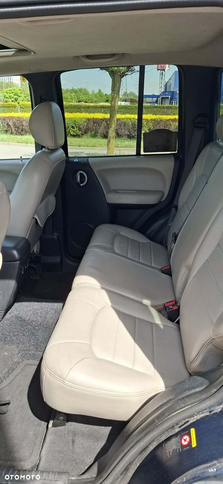 Jeep Liberty 3.7 4x4 - 2
