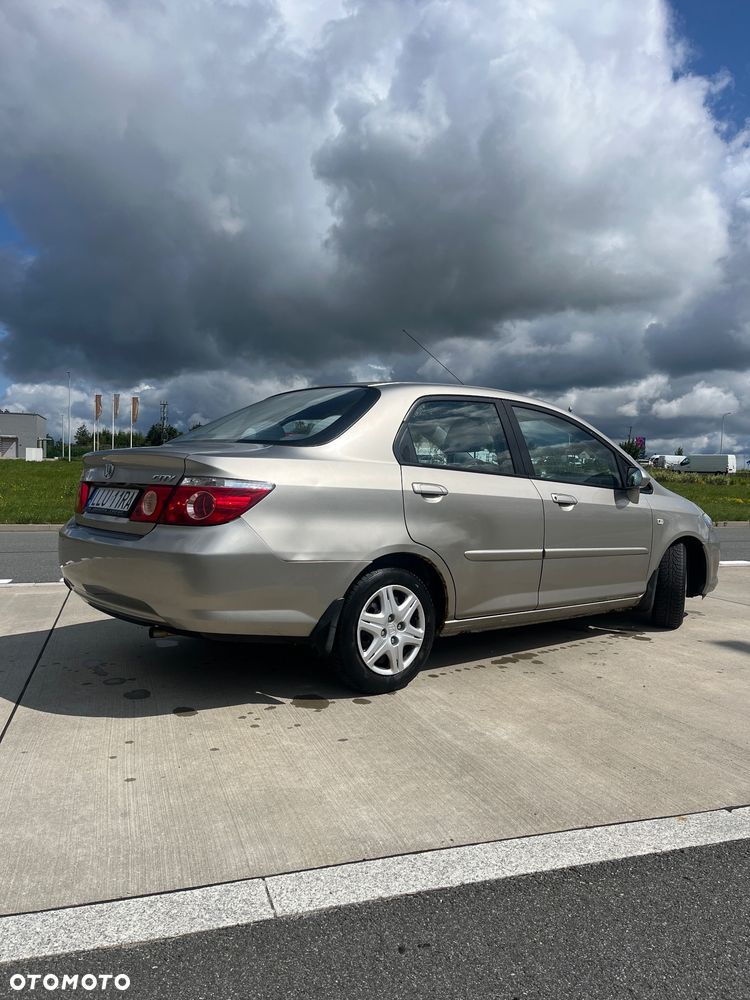 Honda City 1.4 Comfort - 3