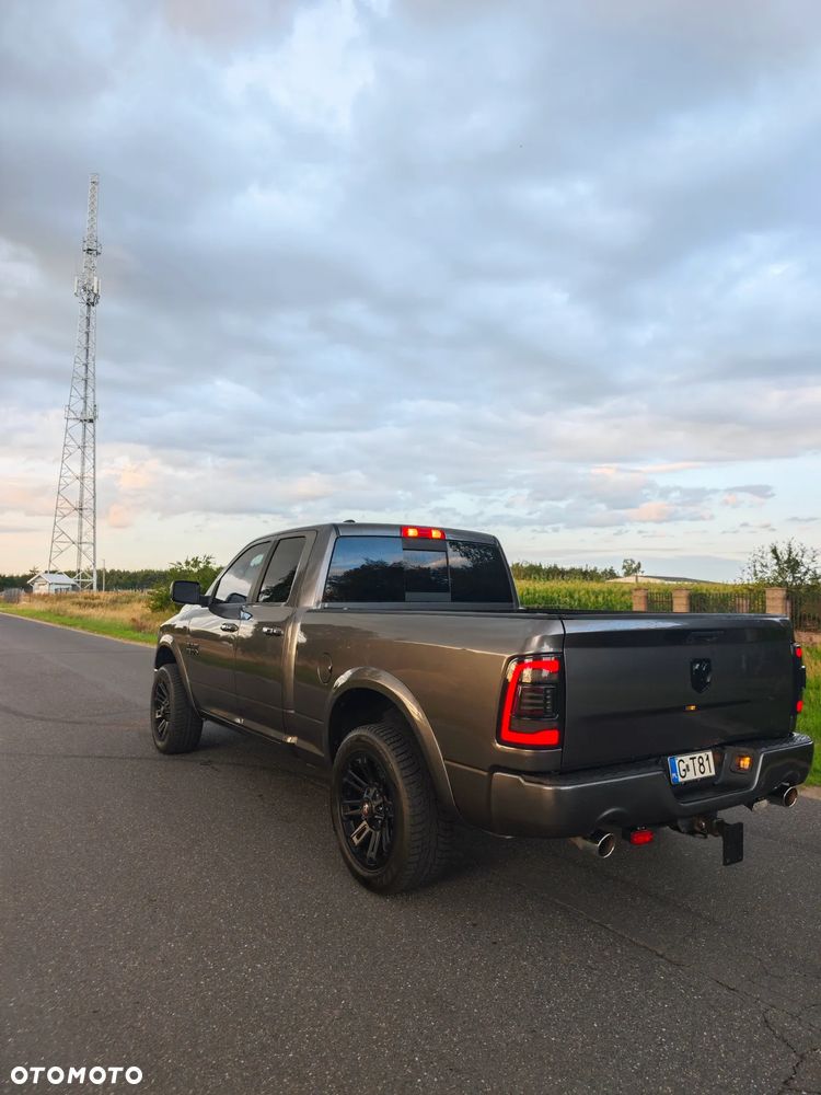 Dodge RAM 1500 5.7 4x4 - 18