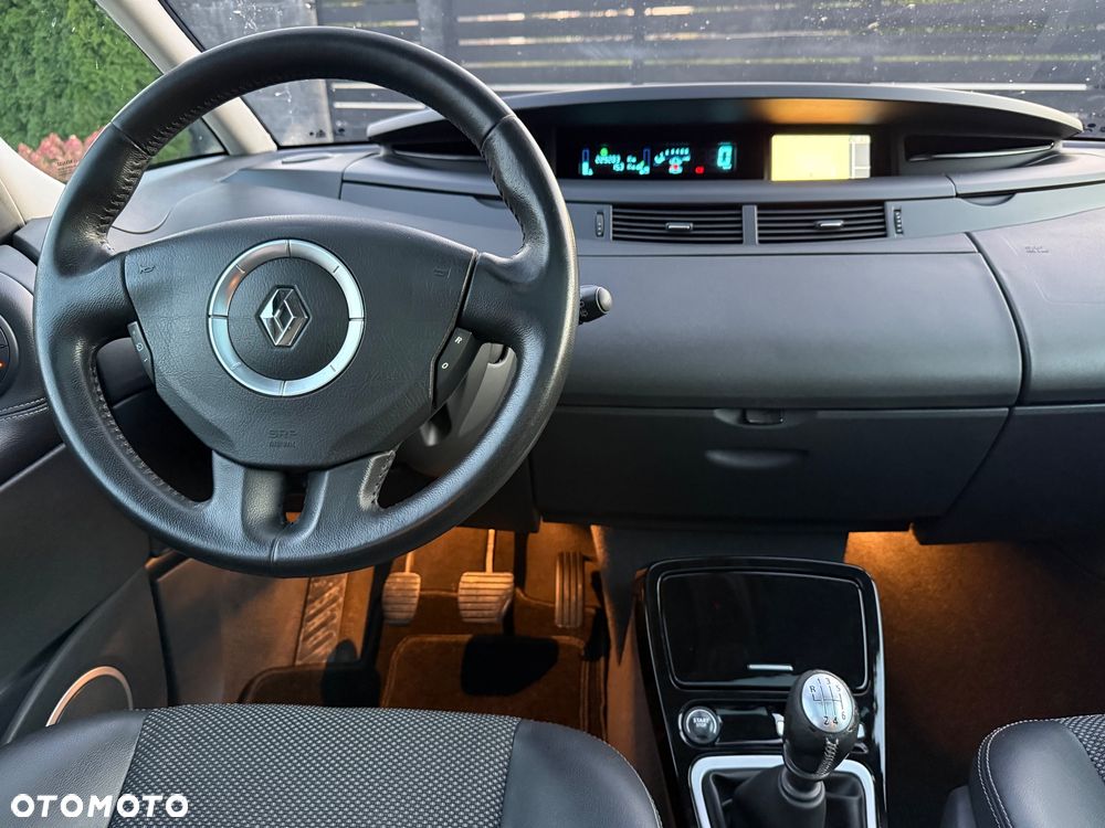 Renault Espace 2.0 dCi FAP Initiale - 28