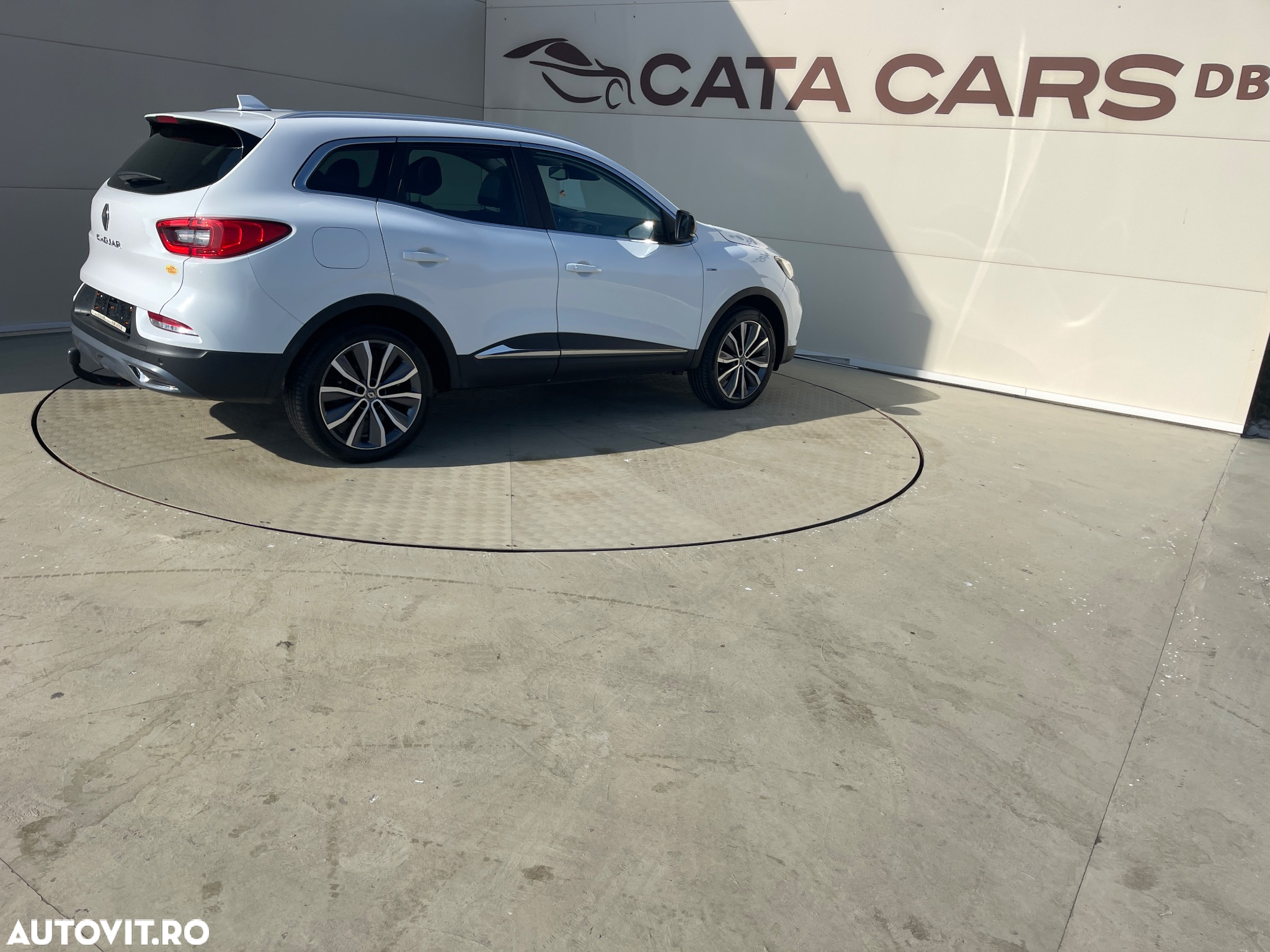 Renault Kadjar TCe EDC GPF Black Edition - 14