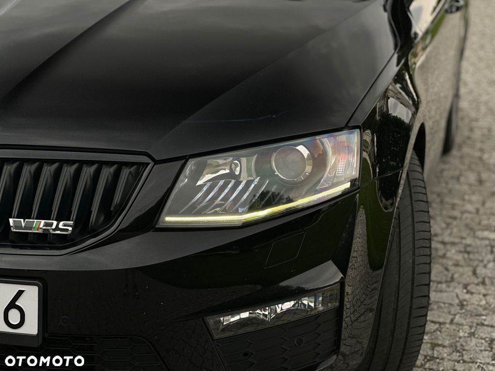 Skoda Octavia 2.0 TDI RS DSG - 31