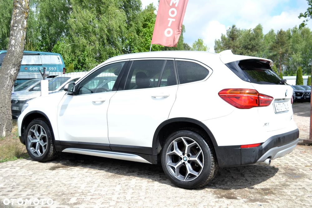 BMW X1 sDrive18i Advantage - 5